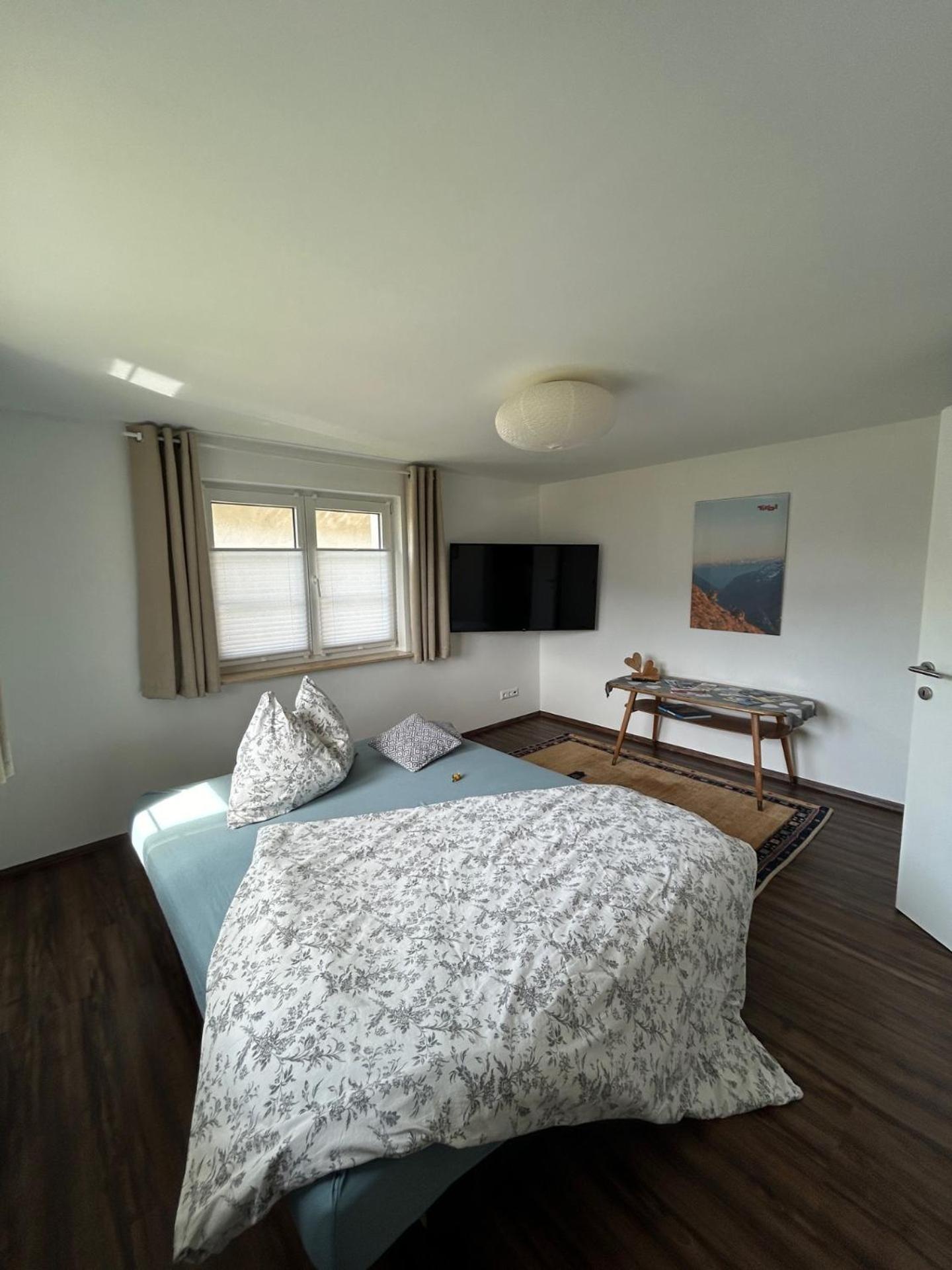 Wohnung Mit Garten Und Panoramablick In Innsbruck Exterior photo
